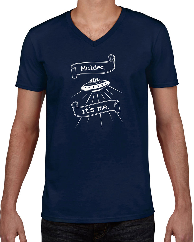 Mulder Its Me Mens V-Neck Shirt Funny Alien UFO Area 51 X-Files Mulder Scully Flying Saucer Outer Space Vintage Retro