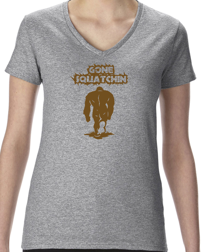 Gone Squatching Womens T-Shirt Big Foot Squatchin Yeti Hunter Outdoors Funny Vintage Retro