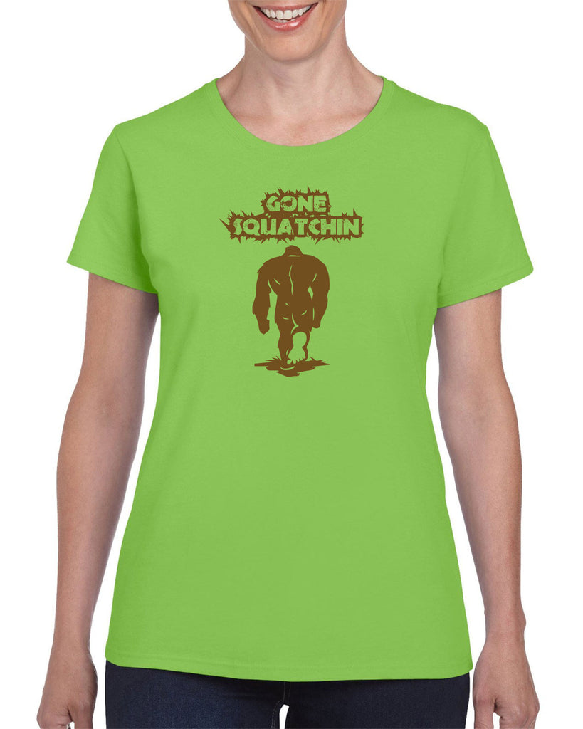 Gone Squatching Womens T-Shirt Big Foot Squatchin Yeti Hunter Outdoors Funny Vintage Retro
