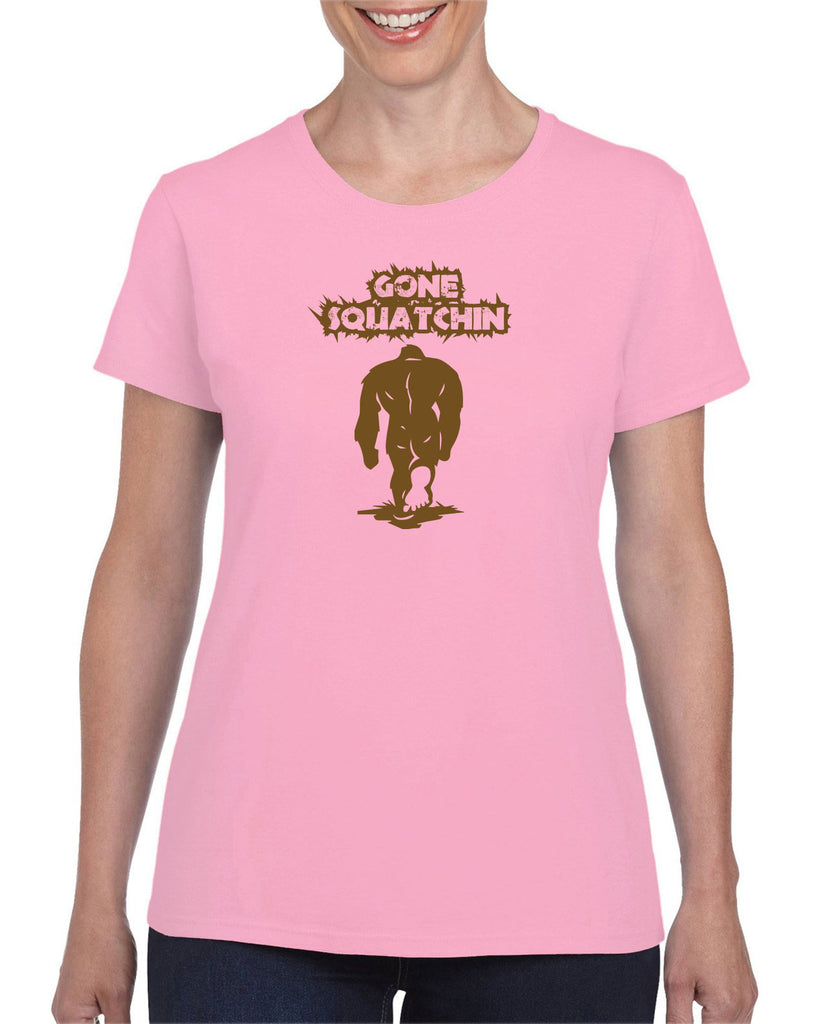 Gone Squatching Womens T-Shirt Big Foot Squatchin Yeti Hunter Outdoors Funny Vintage Retro