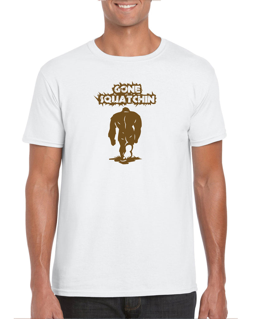 Gone Squatching Mens T-Shirt Big Foot Squatchin Yeti Hunter Outdoors Funny Vintage Retro