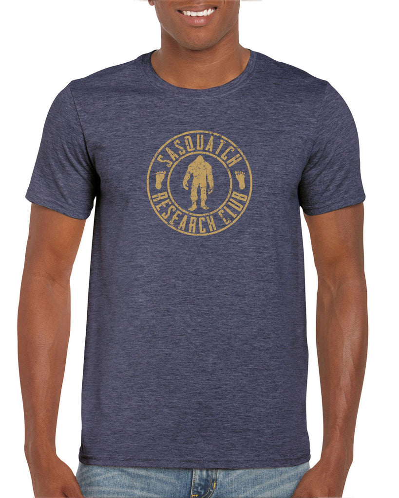 Sasquatch Research Club Mens T-Shirt Yeti Bigfoot Squatching Gone Squatchin Squatch College Party Vintage