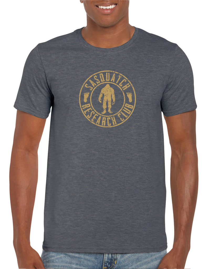Sasquatch Research Club Mens T-Shirt Yeti Bigfoot Squatching Gone Squatchin Squatch College Party Vintage