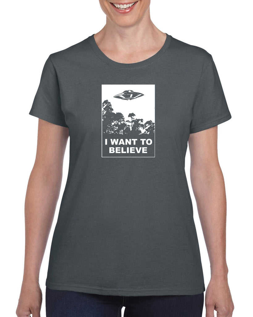 I want to believe Womens T-shirt alien ufo tv show scary vintage retro flying saucer files
