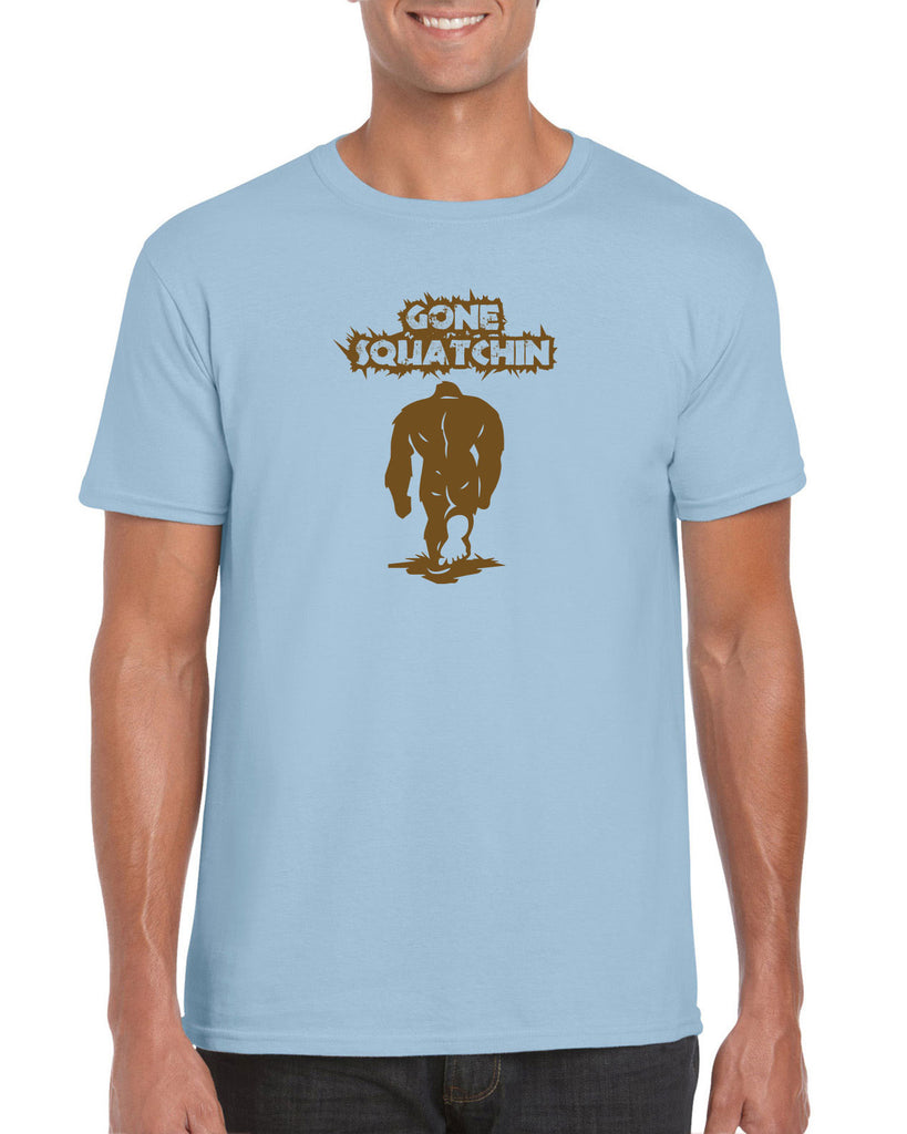 Gone Squatching Mens T-Shirt Big Foot Squatchin Yeti Hunter Outdoors Funny Vintage Retro