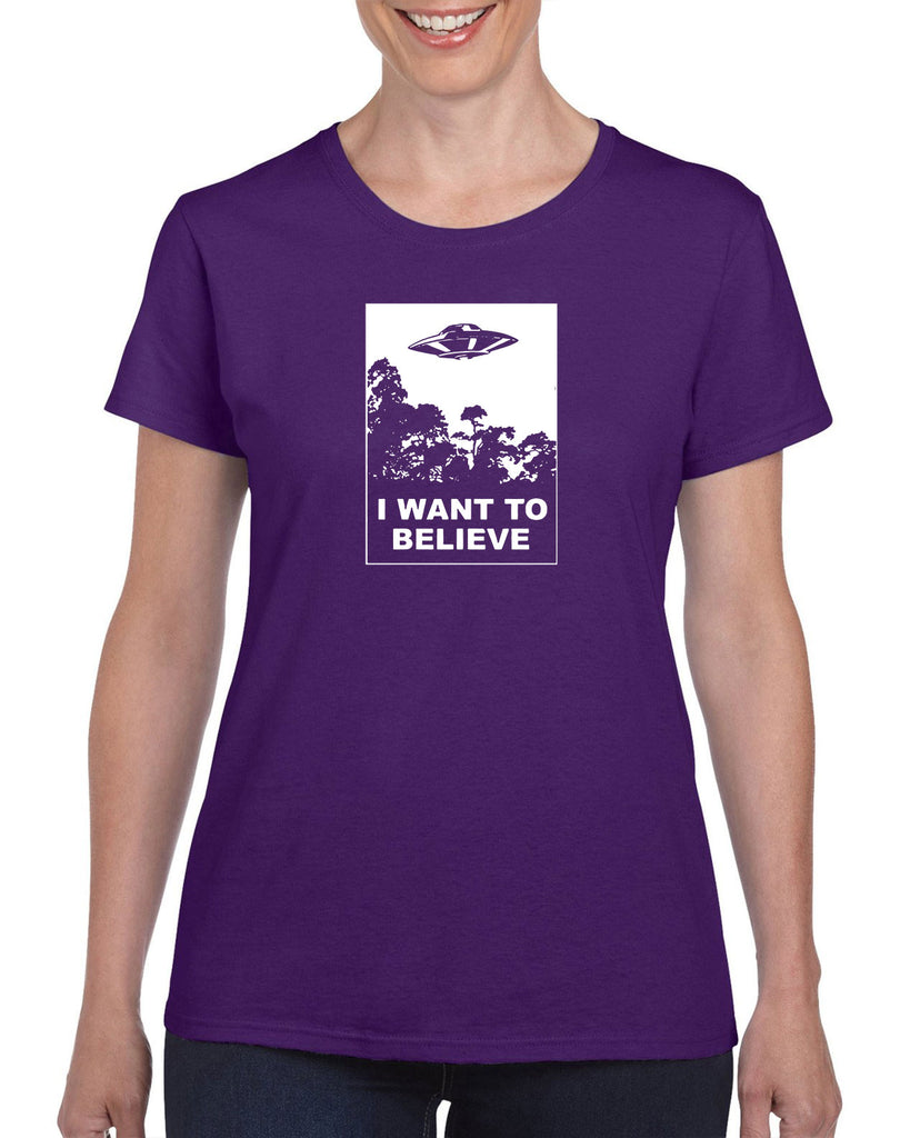 I want to believe Womens T-shirt alien ufo tv show scary vintage retro flying saucer files